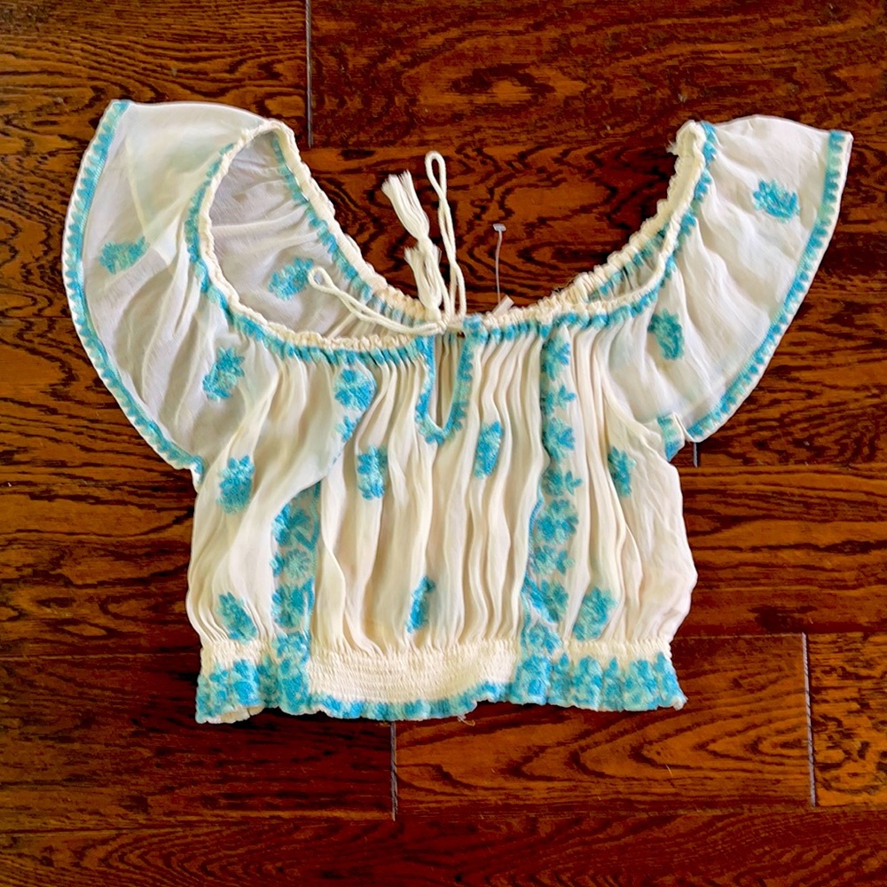 Free People cropped peasant blouse XS